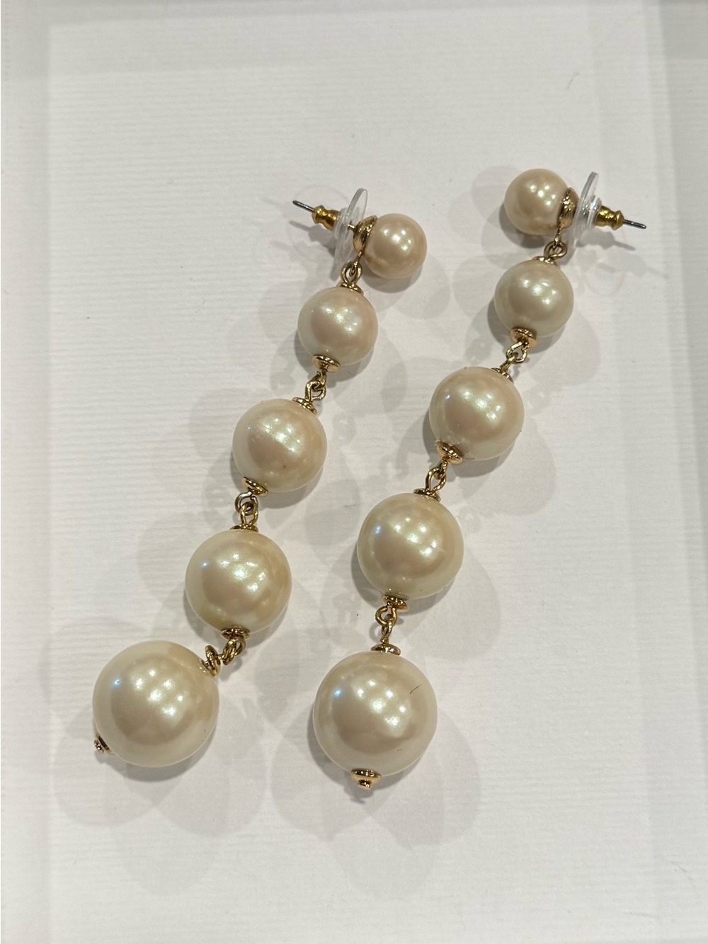 Source Unknown Ivory Pearl Drop Earrings with Gold Links